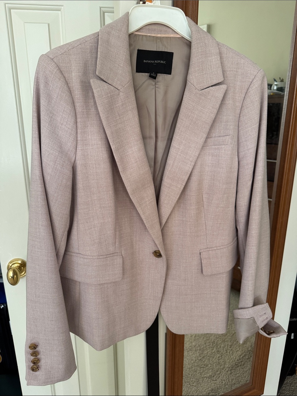 Banana Republic Women's Blazer Jacket in Dusty Rose